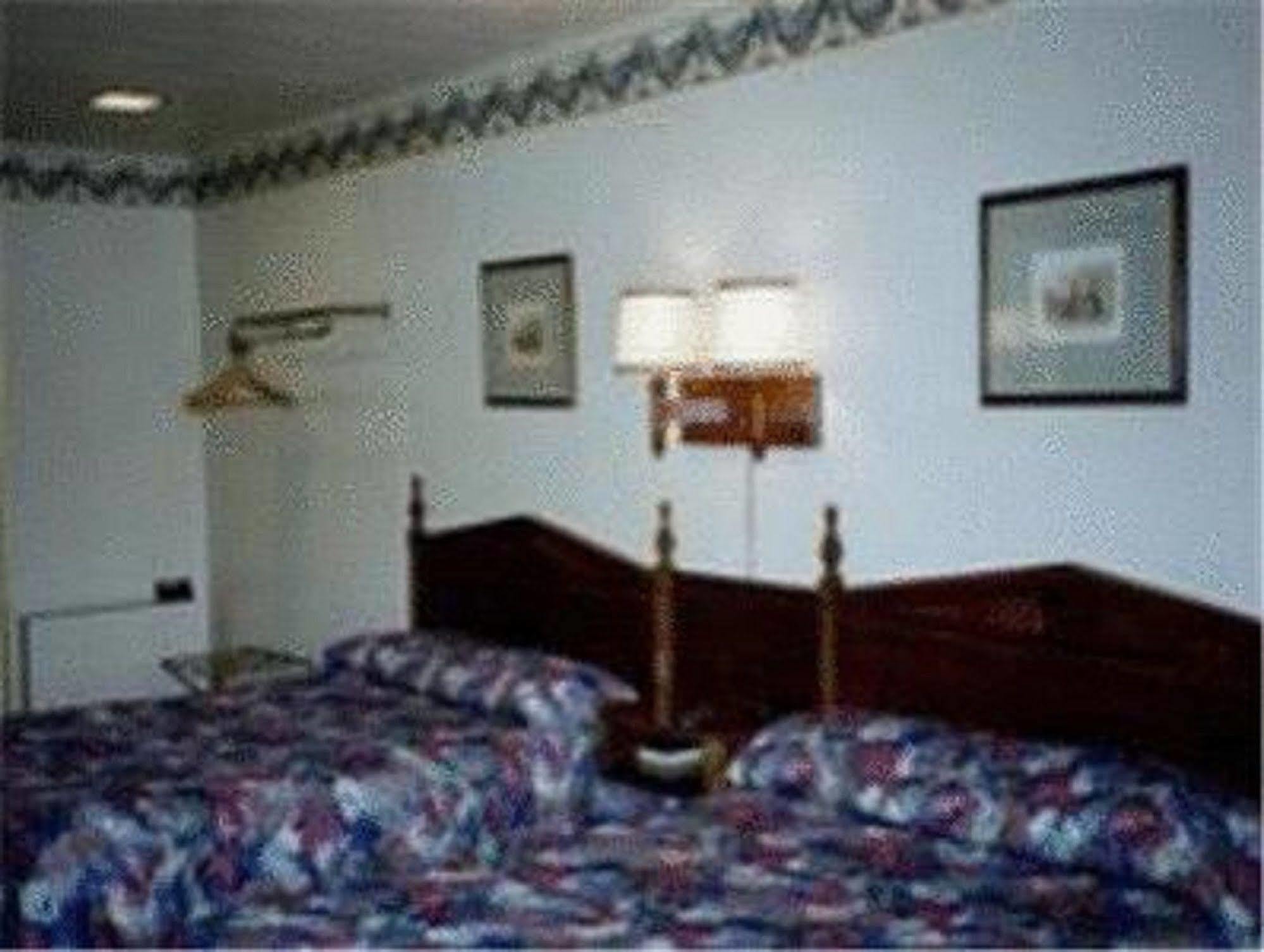 Bassett Motel Williamsburg Buitenkant foto