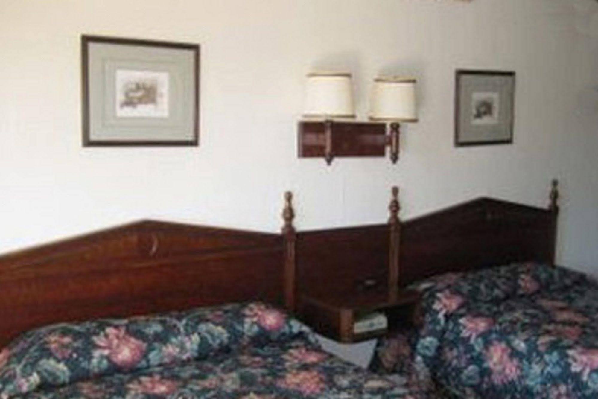 Bassett Motel Williamsburg Kamer foto